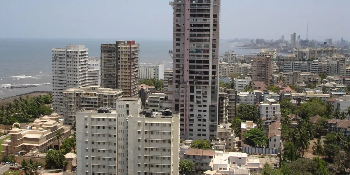 Breach Candy - Posh Areas in Mumbai