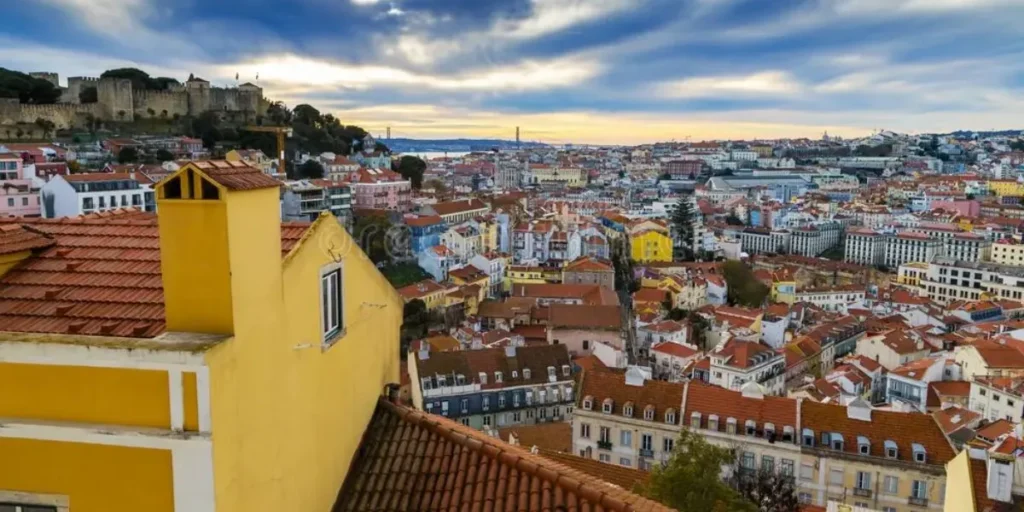 Neighborhoods to Stay in Lisbon